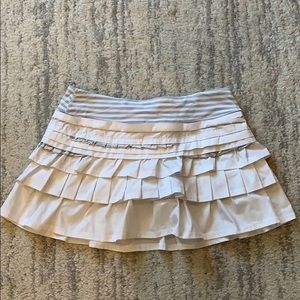 Lululemon tennis skirt with pleat ruffle details